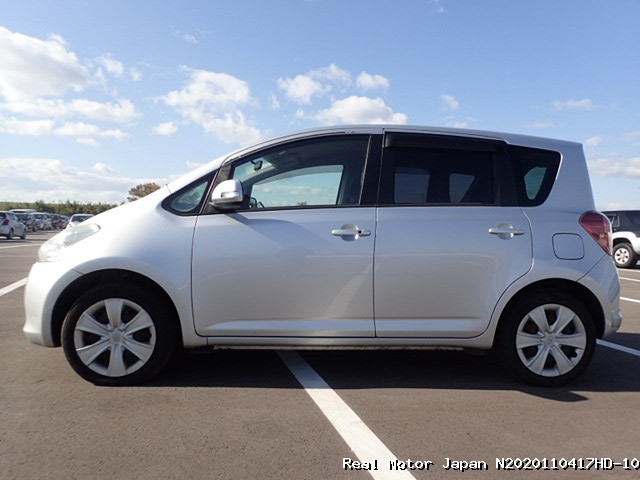 Toyota/RACTIS/2009/N2020110417HD-10 / Japanese Used Cars | Real