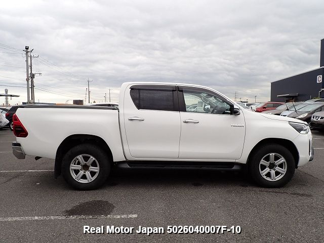 2020 TOYOTA HILUX thumbnail 4