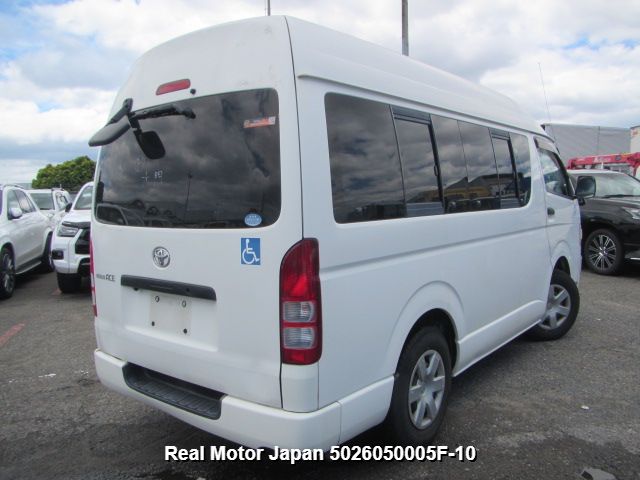 2010 TOYOTA REGIUS ACE thumbnail 4