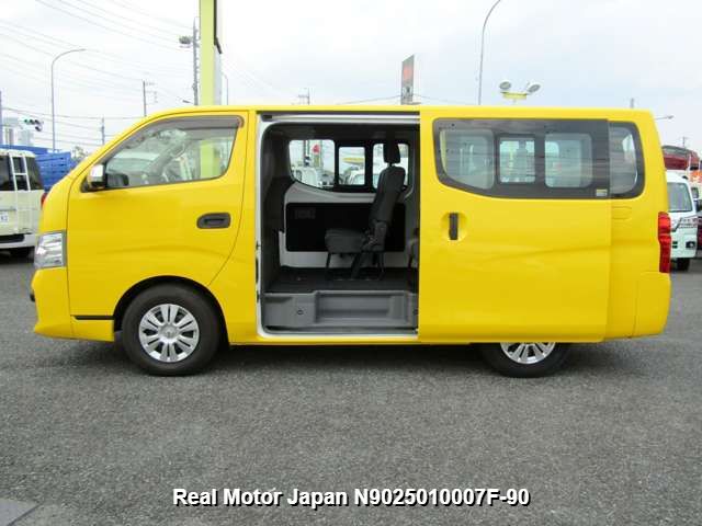 2019 NISSAN NV350 CARAVAN thumbnail 4