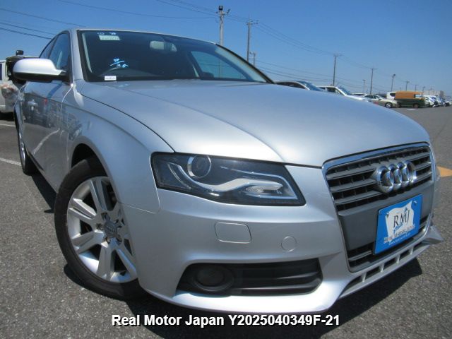 2010 AUDI A4 thumbnail 2