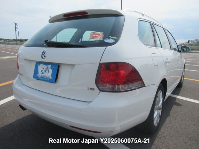 2012 VOLKSWAGEN GOLF VARIANT thumbnail 4