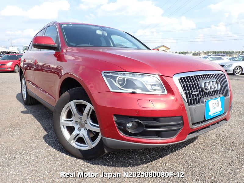 2010 AUDI Q5 thumbnail 2