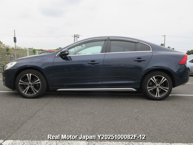 2011 VOLVO S60 thumbnail 3