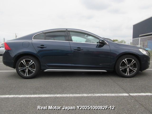 2011 VOLVO S60 thumbnail 4