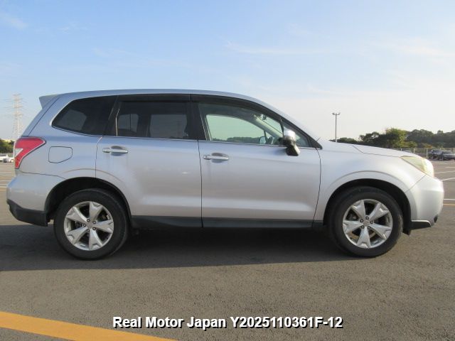 2013 SUBARU FORESTER thumbnail 4