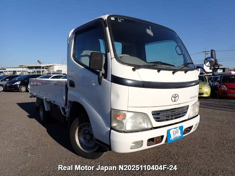 2004 TOYOTA TOYOACE thumbnail 2