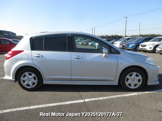2011 NISSAN TIIDA thumbnail 4