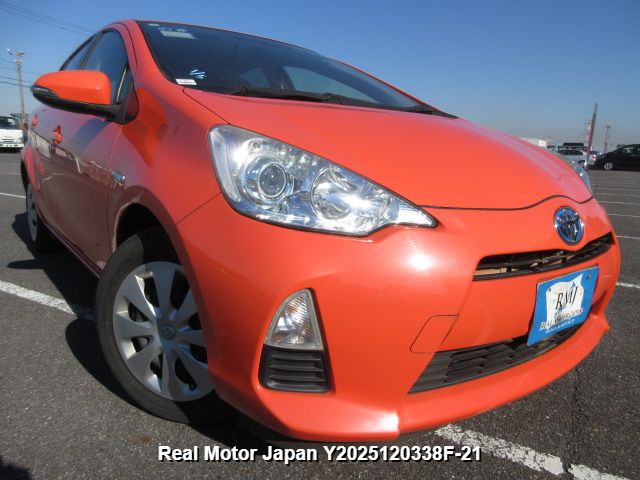 2014 TOYOTA AQUA thumbnail 2