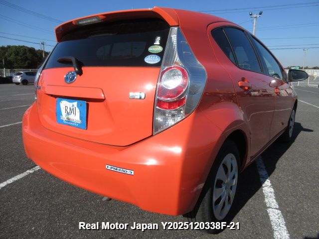 2014 TOYOTA AQUA thumbnail 4