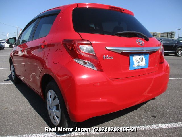 2015 TOYOTA VITZ thumbnail 3