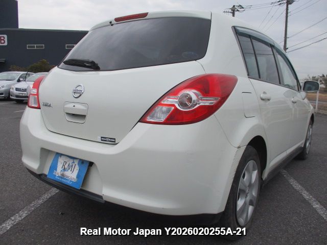 2011 NISSAN TIIDA thumbnail 4