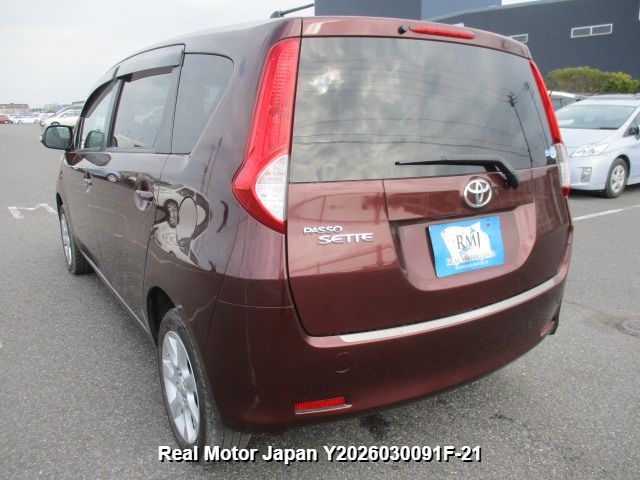 2009 TOYOTA PASSO SETTE thumbnail 3