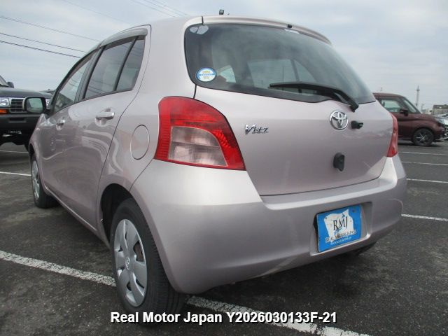 2006 TOYOTA VITZ thumbnail 3