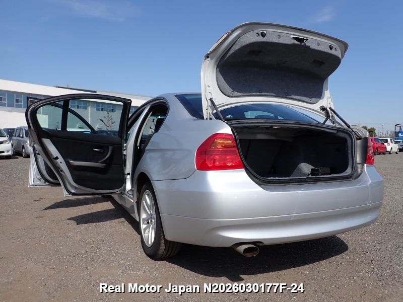 Thumbnail 16