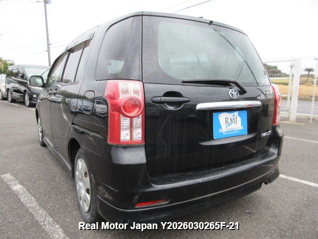 2009 TOYOTA RAUM thumbnail 3