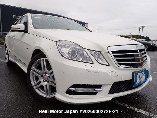 2013 MERCEDES-BENZ E CLASS thumbnail 2