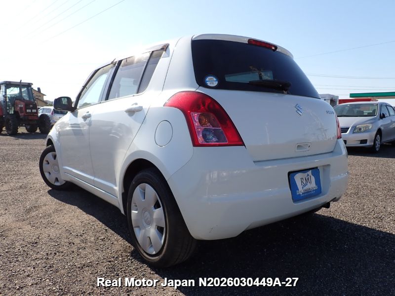 2010 SUZUKI SWIFT thumbnail 3