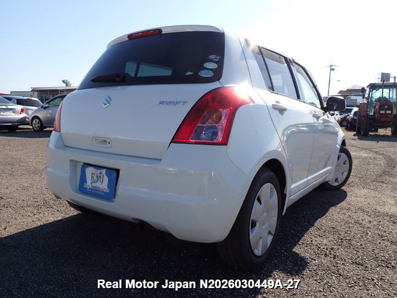 2010 SUZUKI SWIFT thumbnail 4