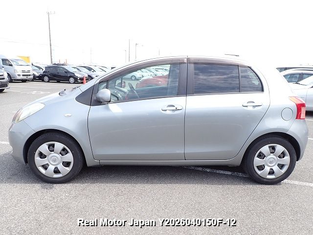 2007 TOYOTA VITZ thumbnail 3