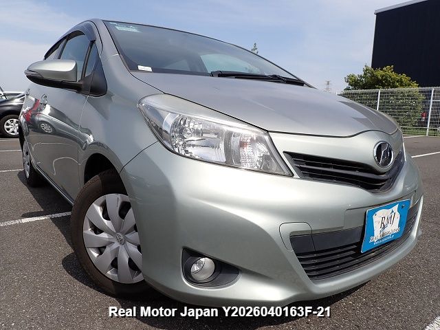 2012 TOYOTA VITZ thumbnail 2
