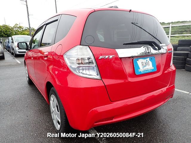 2011 HONDA FIT HYBRID thumbnail 3