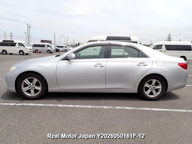 2010 TOYOTA MARK X thumbnail 3