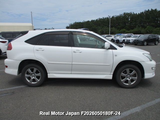 2004 TOYOTA HARRIER thumbnail 4