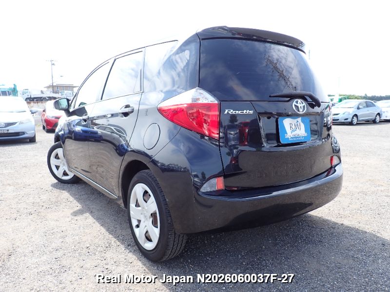 2011 TOYOTA RACTIS thumbnail 3