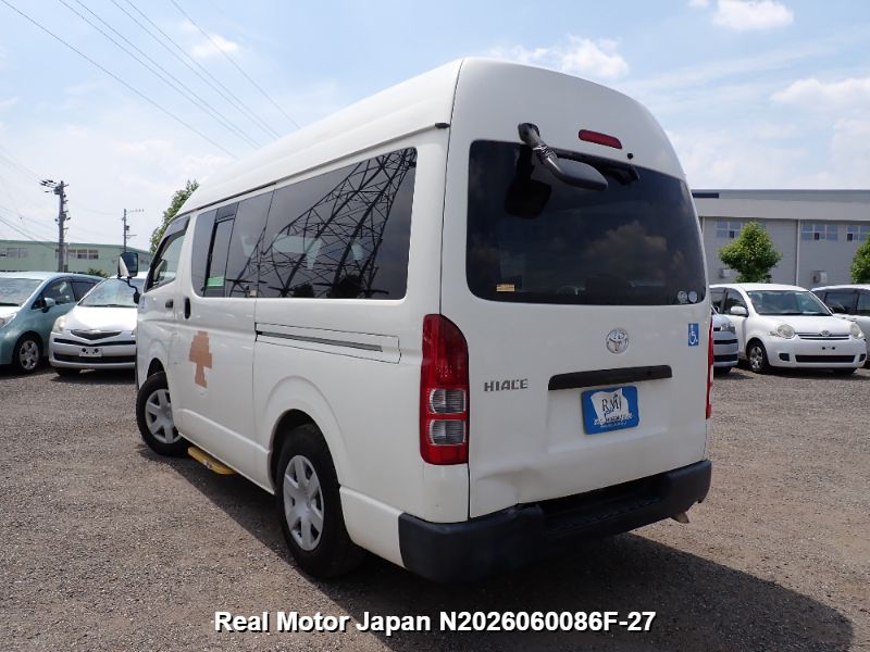 2011 TOYOTA HIACE VAN thumbnail 3