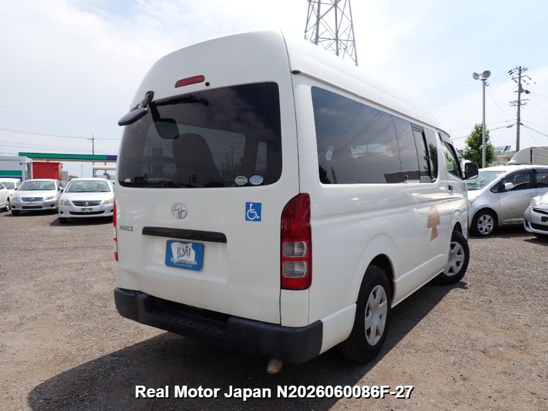 2011 TOYOTA HIACE VAN thumbnail 4