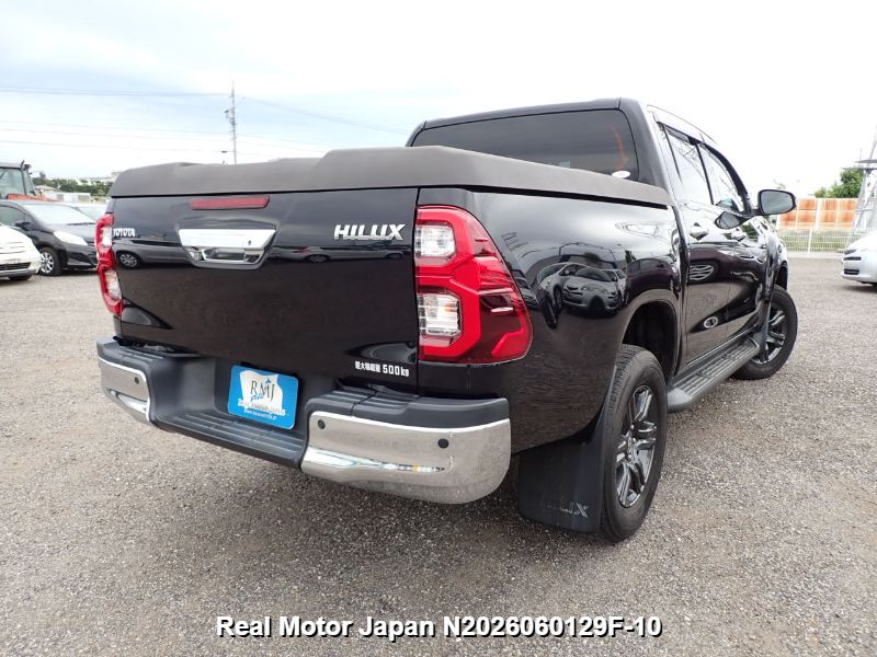 2021 TOYOTA HILUX thumbnail 4