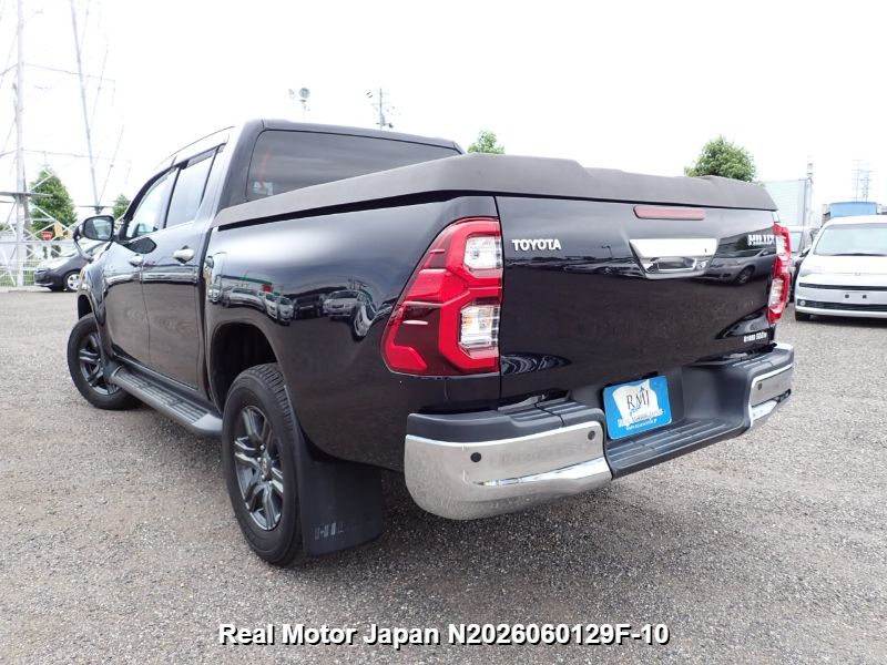 2021 TOYOTA HILUX thumbnail 3