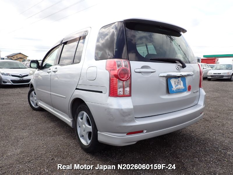 2009 TOYOTA RAUM thumbnail 3