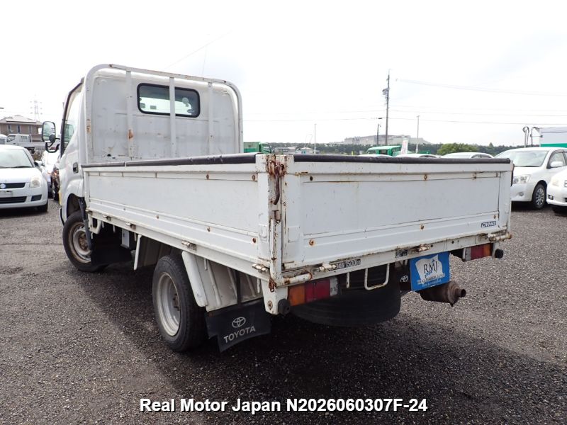 2003 TOYOTA DYNA thumbnail 3