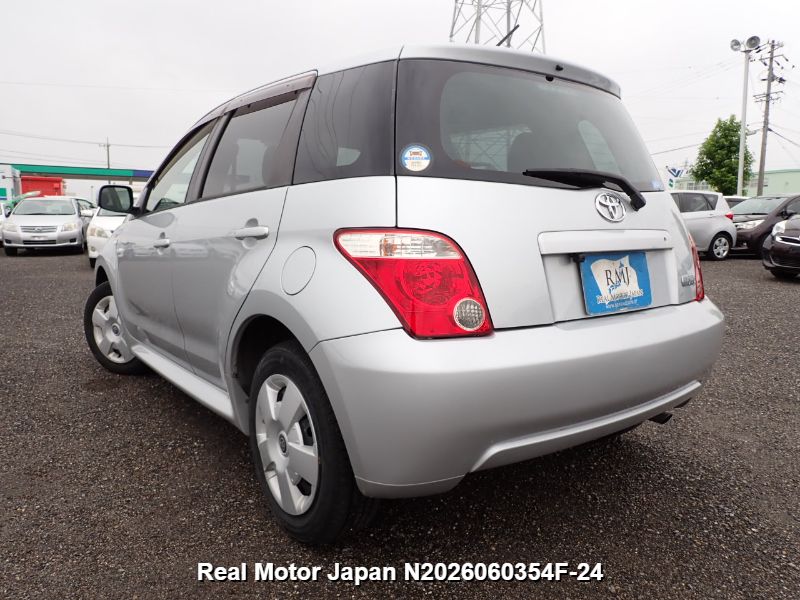 2005 TOYOTA IST thumbnail 3