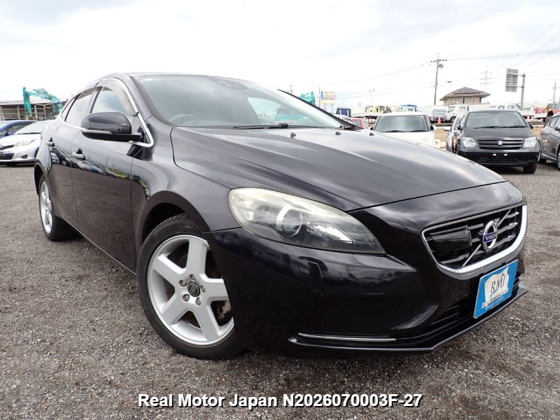 2013 VOLVO V40 thumbnail 2