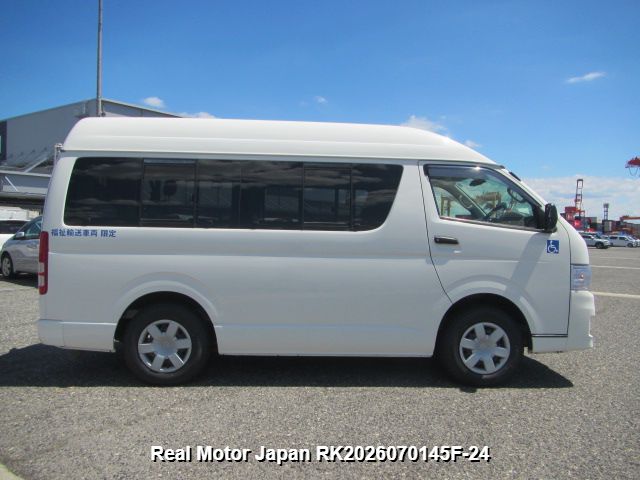 2011 TOYOTA HIACE VAN thumbnail 4