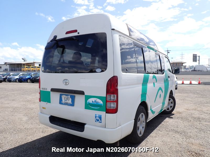2010 TOYOTA HIACE VAN thumbnail 4