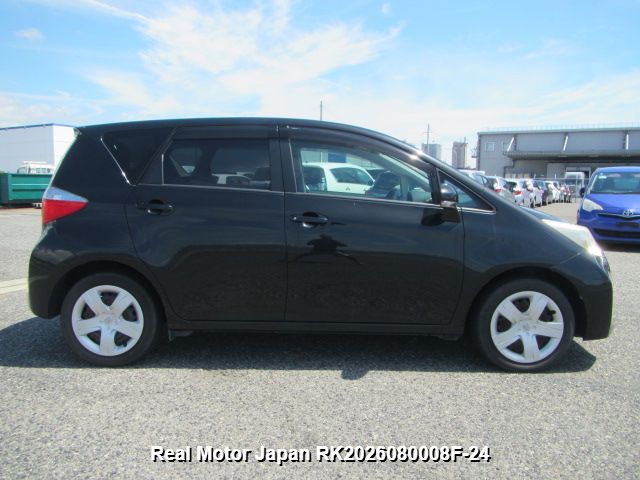 2011 TOYOTA RACTIS thumbnail 4