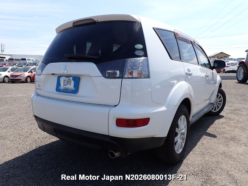 2011 MITSUBISHI OUTLANDER thumbnail 4