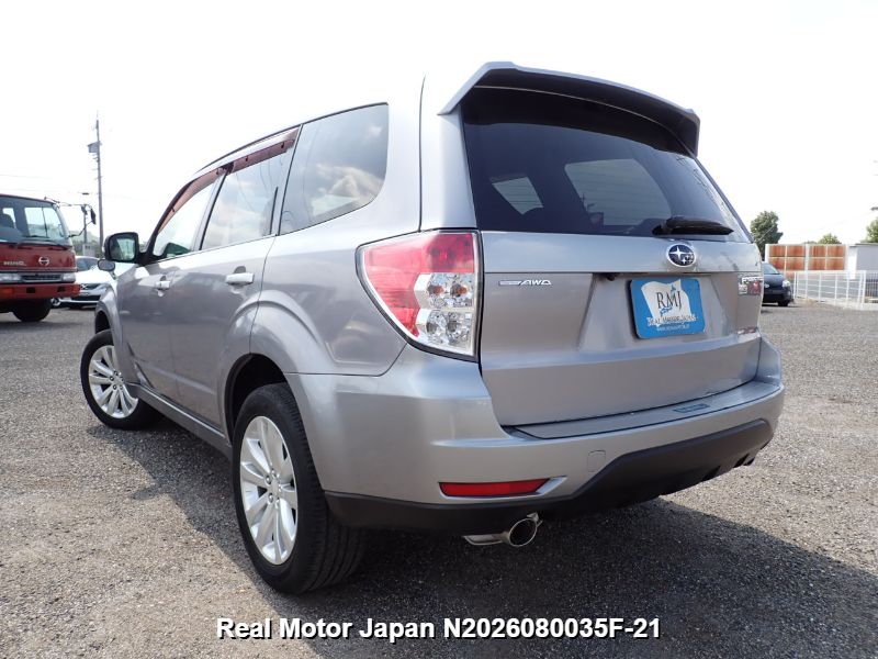 2011 SUBARU FORESTER thumbnail 3