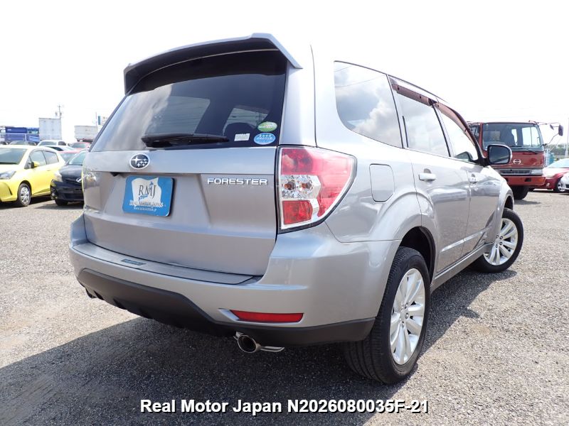2011 SUBARU FORESTER thumbnail 4