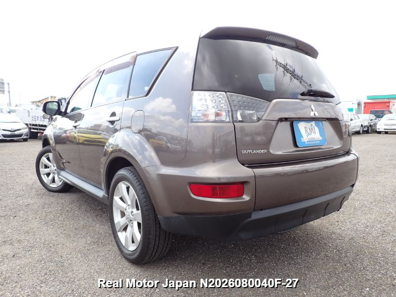 2011 MITSUBISHI OUTLANDER thumbnail 3