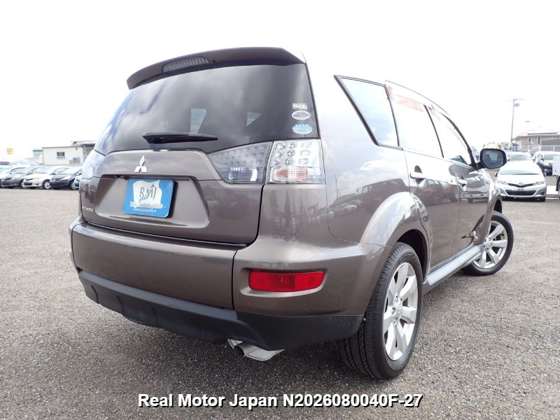 2011 MITSUBISHI OUTLANDER thumbnail 4