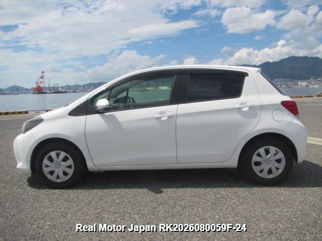 2014 TOYOTA VITZ thumbnail 3