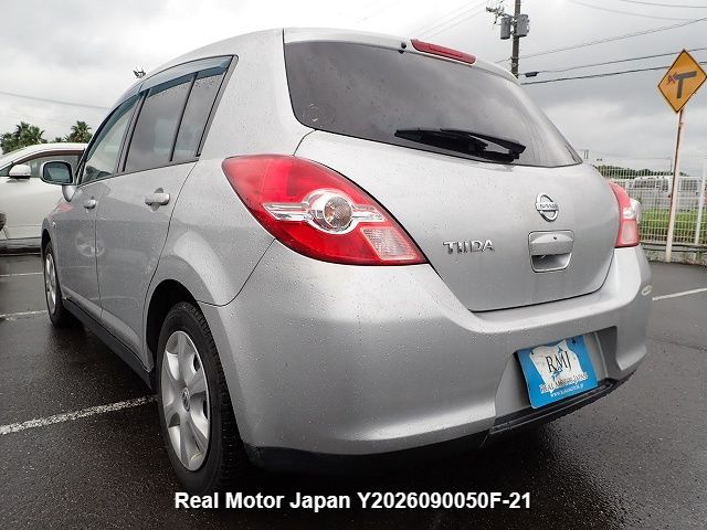 2010 NISSAN TIIDA thumbnail 3