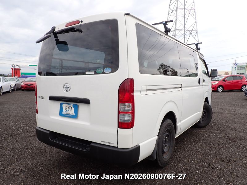 2015 TOYOTA HIACE VAN thumbnail 4