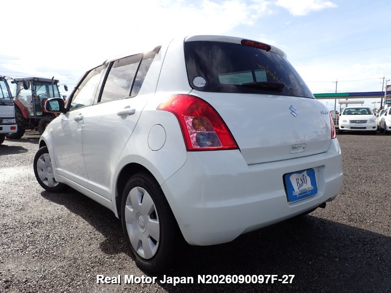 2009 SUZUKI SWIFT thumbnail 3