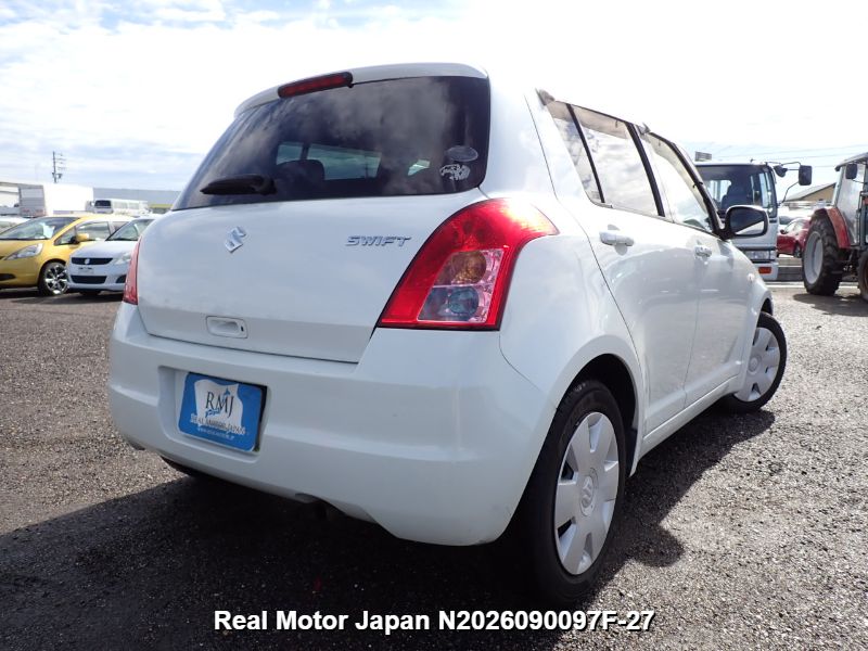 2009 SUZUKI SWIFT thumbnail 4